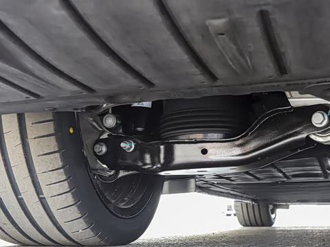 2026�� �ն�����quattro��