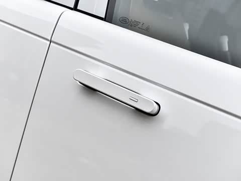 2025�� 3.0 L6 400PS SV���ٴ����ӳ��� 4��