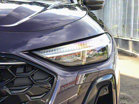 2026�� 2.0T �˶��� quattro