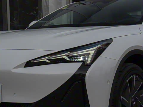 2025�� �Ŀ� 560PRO 185kW