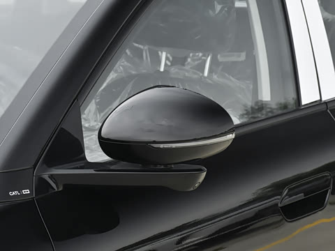 2026�� 535 MAX�����