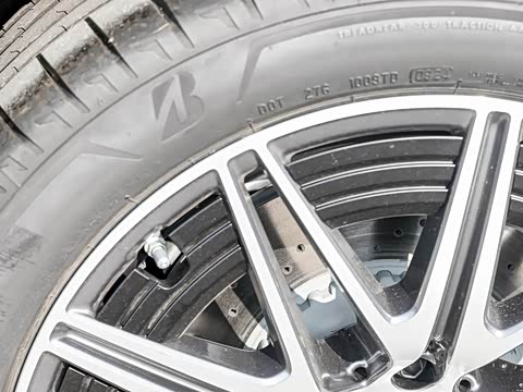 2024�� AMG GLC 43 4MATIC