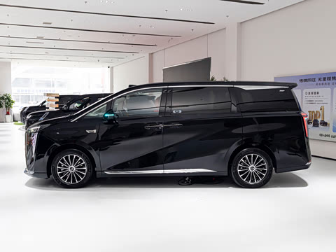 2026�� PHEV L ���� Ultra
