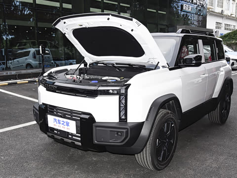 2025�� 215Զ�а�