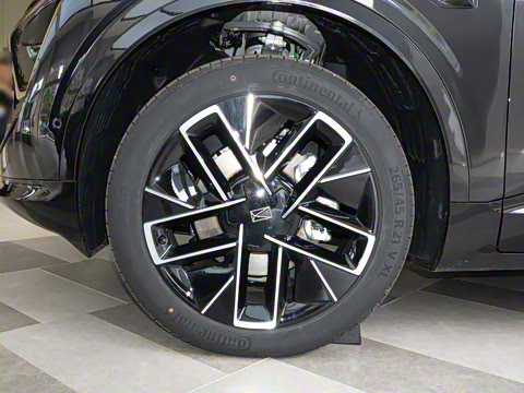 2026�� Max+ �����