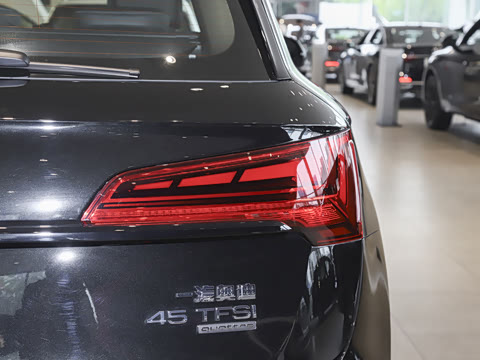 2026�� 45�����ذ� 45 TFSI ����������