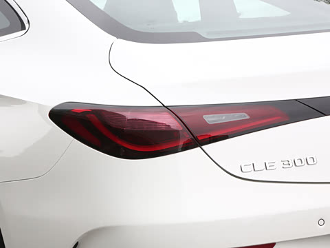 2026�� �Ŀ� CLE 300 4MATIC �����ͽ��ܳ�