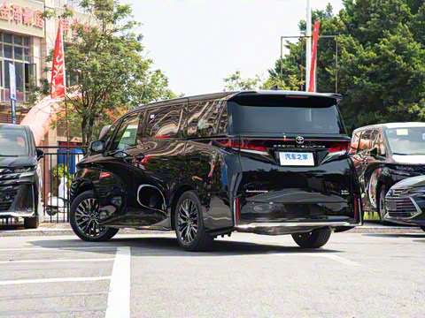 2025�� �ʹ� ˫�� 2.5L ī���