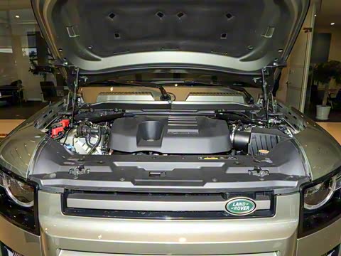 2025�� 90 3.0T P400 X-Dynamic HSE