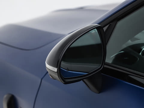 2026�� AMG CLE 53 4MATIC+ ���ܳ�