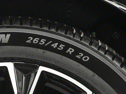 2025�� 100kWh �����������Ǽݰ�