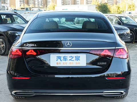 2026�� E 260 L �����