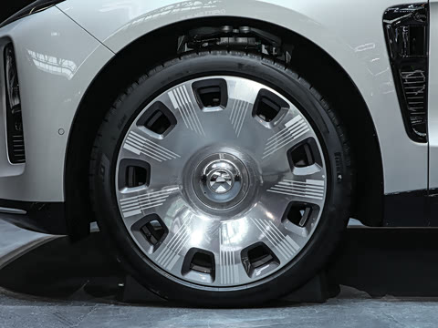 2025�� 102kWh ��ƽ���ر��