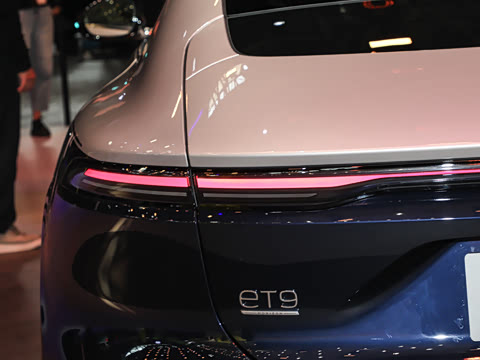 2025�� 102kWh ��ƽ���ر��