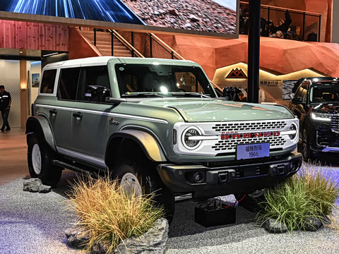 2025�� 2.3T 1966��Ű�