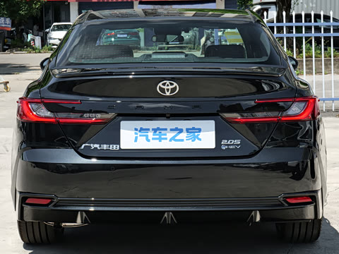 2027�� ˫�� 2.0HS �˶���