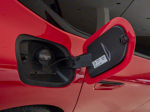 2026�� TFSI quattro 150kW �����޶���