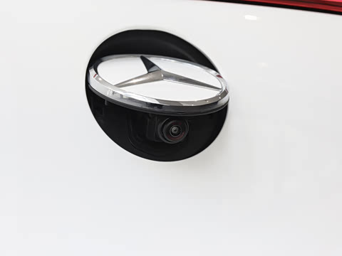 2026�� 500 4MATIC ������