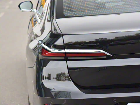 2026�� 740Li ������ M�˶���װ