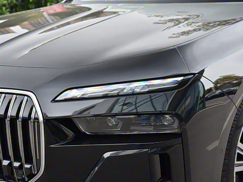 2026�� 740Li ������ M�˶���װ