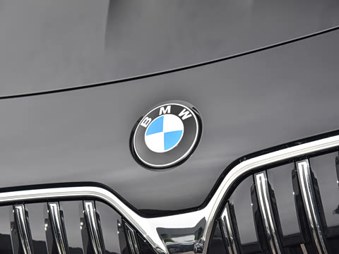 2026�� 735Li ������װ