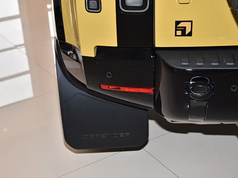 2026�� 110 3.0T P400 TROPHY������