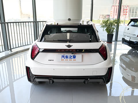 2026�� 463km COOPER SE ������