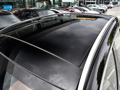 2026�� �Ŀ� GLC 260 L 4MATIC �����