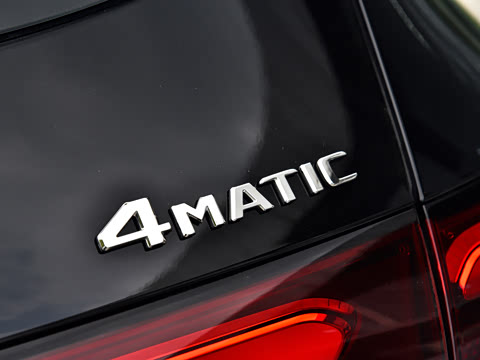 2026�� �Ŀ� GLC 260 L 4MATIC �����