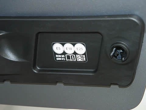 2025�� 525Li M�˶���װ