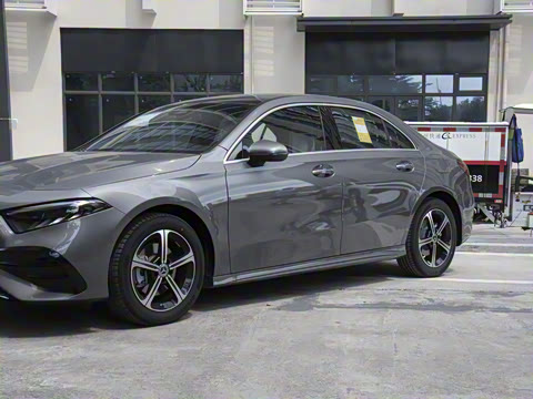 2025�� �Ŀ� A 200 L ʱ����