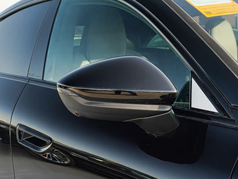 2026�� TFSI quattro 200kW �콢������