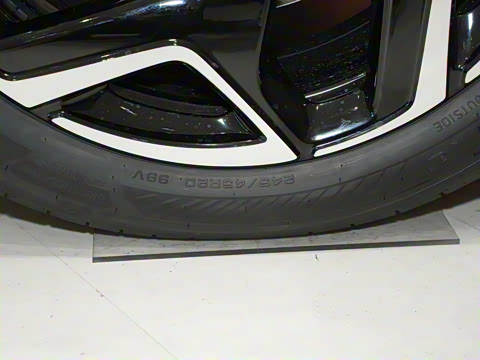 2025�� 60kWh ������