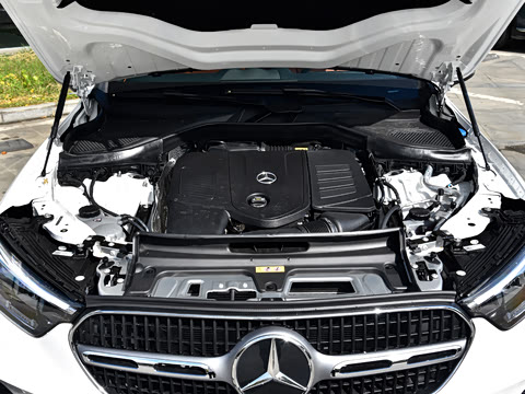 2026�� GLC 260 L 4MATIC �����