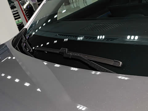 2026�� DM-i 220KM׿Խ��