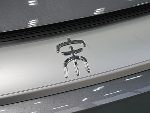 2026�� DM-i 220KM׿Խ��