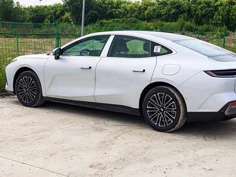 2026�� 225km EM-i Զ���Һ�����