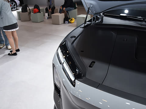 2025�� �ھ������ 100kWh