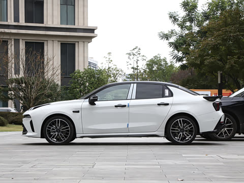 2026�� 2.0TD �Զ� Ultra