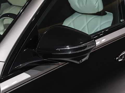 2027�� S 580 4MATIC Night Series