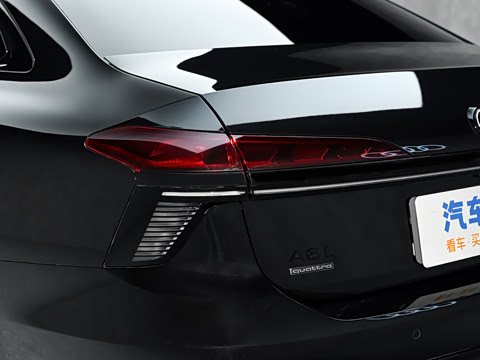 2026�� 2.0T quattro ������	