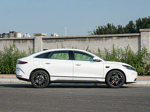 2025�� EV 545KM������