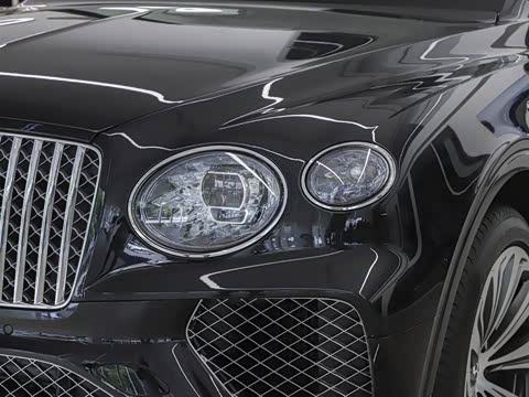 2026�� 4.0T V8 ������վ���