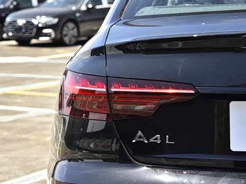2026�� 200���������� 40 TFSI ����������