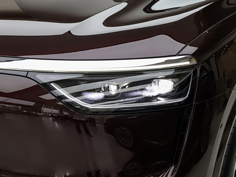 2025�� ���� Ultra�� 53.4kWh 6���� (896�߼����״