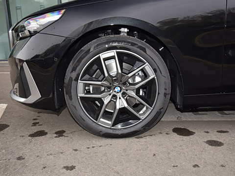 2026�� �Ŀ� 530Li ������ ������װ