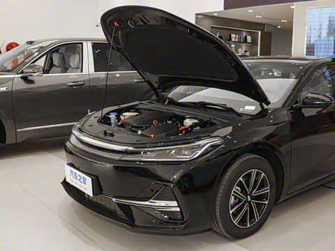 2025�� EM-i 70km ������