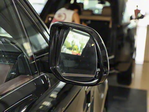 2025�� 400PS Dynamic SE