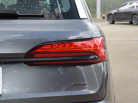 2025�� 55 TFSI quattro S line����ʿ��