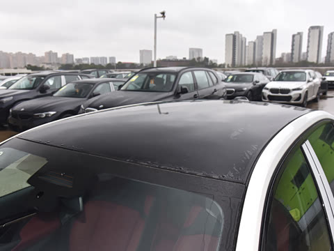 2026�� �Ŀ� 530Li ������ M�˶���װ